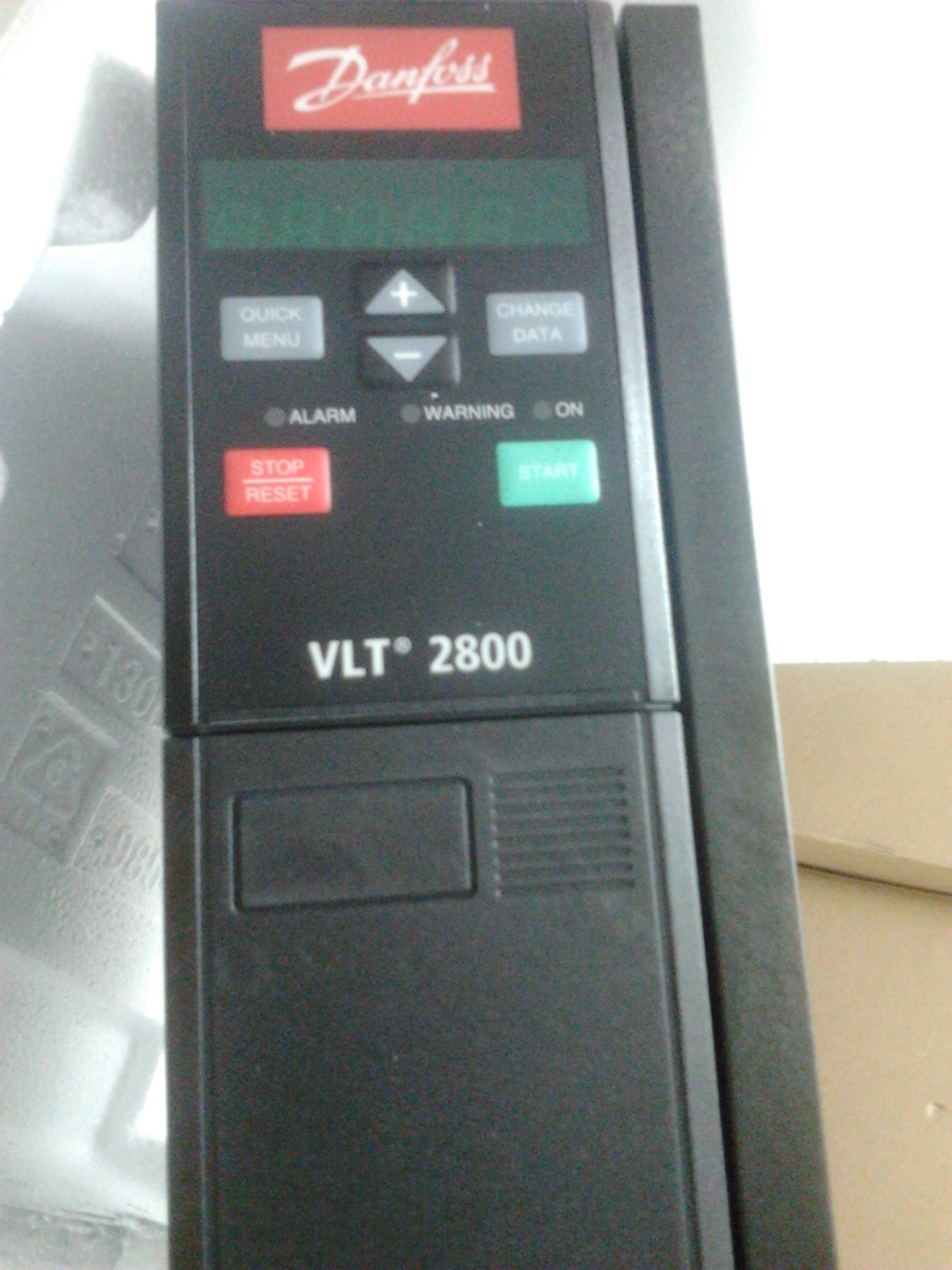 丹佛斯變頻器一級(jí)代理VLT2840，全新正品，品質(zhì)優(yōu)良，價(jià)格優(yōu)惠.